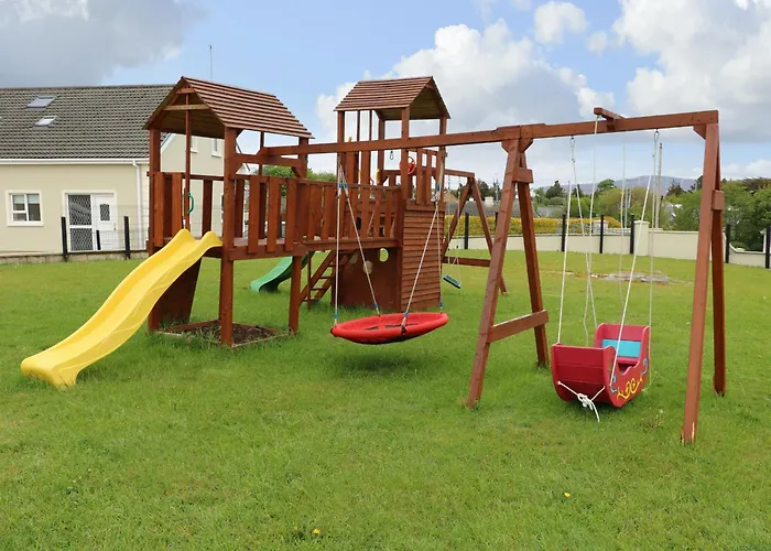 Holiday home Loughanure View *